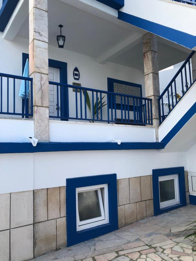 Villa Praia Sao Martinho do Porto Luaran gambar