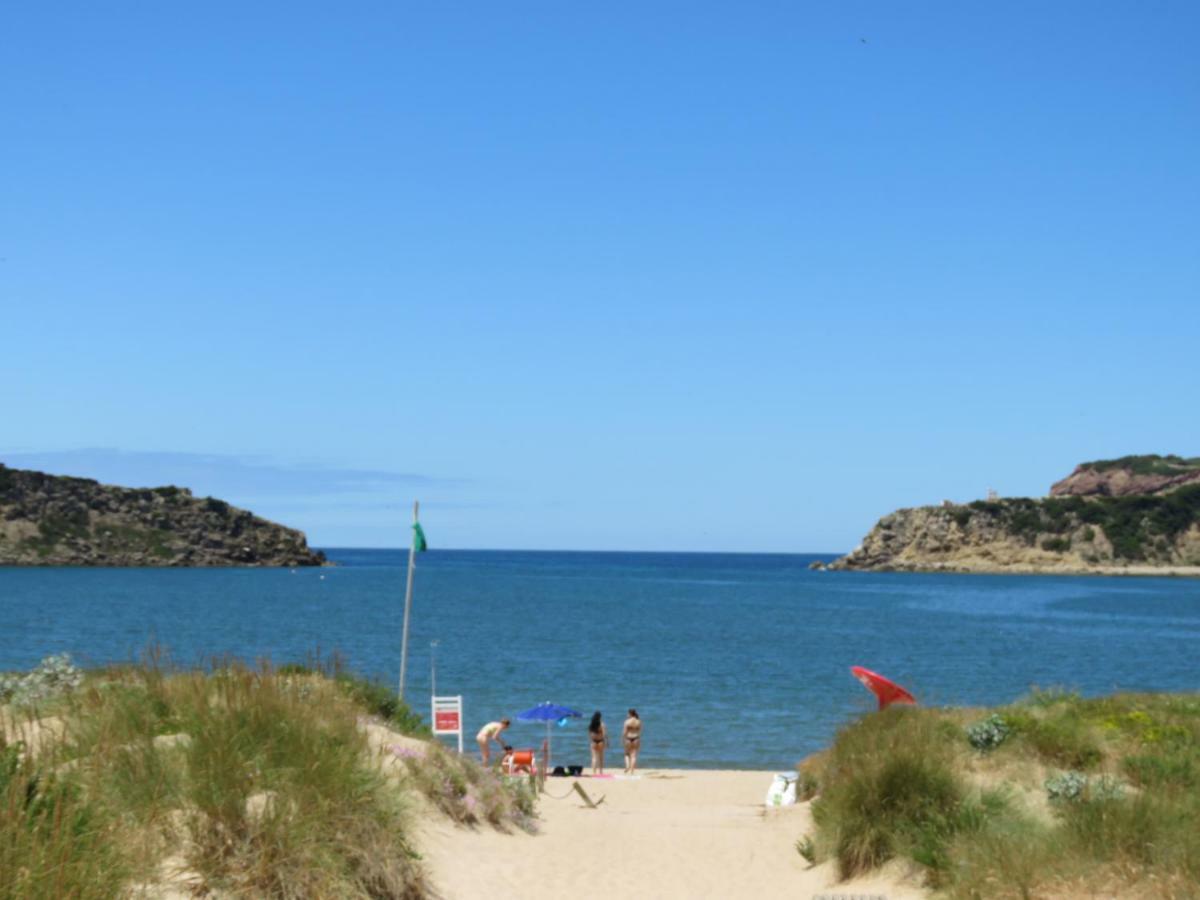 Villa Praia Sao Martinho do Porto Luaran gambar